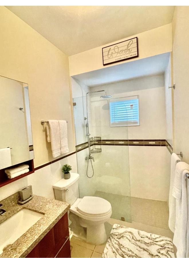 Seashore Vacation Home, Oceanpointe, Lucea, Jamaica Экстерьер фото